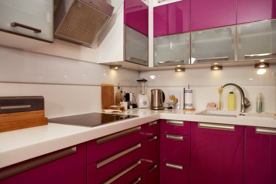 As cores na cozinha ajudam a definir a personalidade da casa 