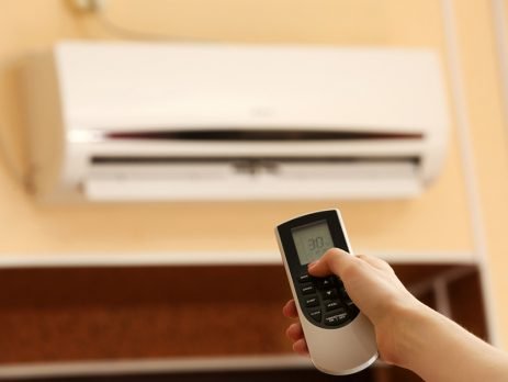 Você sabe o que é um ar condicionado inverter? Não? Então confira todas as vantagens dessa novidade tecnológica aqui, no Simplifica!