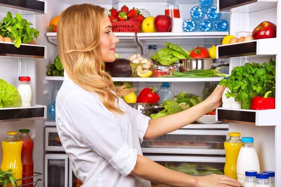 Se você também deseja ter um refrigerador lindo e funcional, confira 5 dicas que vão te ensinar como organizar a geladeira de uma vez por todas
