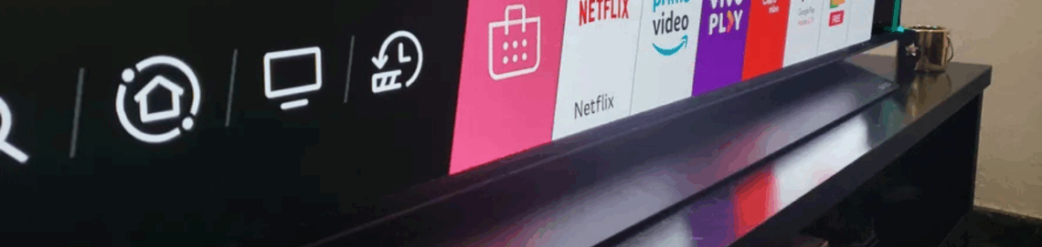 Modelo de Bullets para Simplifica (1) Tela de TV com ícones de aplicativos de streaming