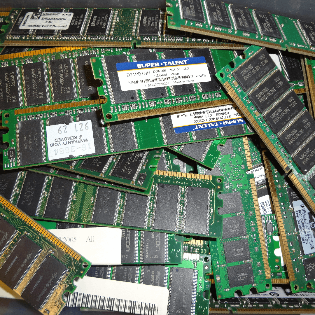 várias opções de memória RAM de computador 