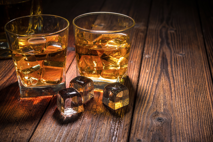 como beber whisky