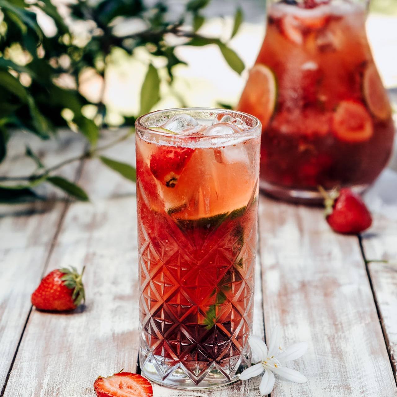 iced lemonade with strawberry lime 