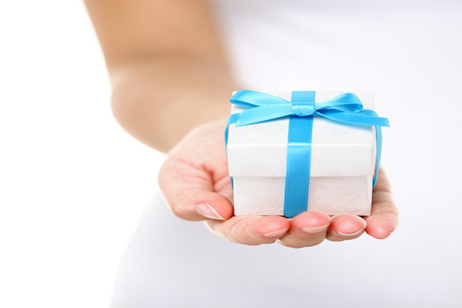 Ideais para recepções, festas de aniversário ou casamentos, as lembrancinhas de comer são um mimo para dar de presente a quem você gosta. Confira
