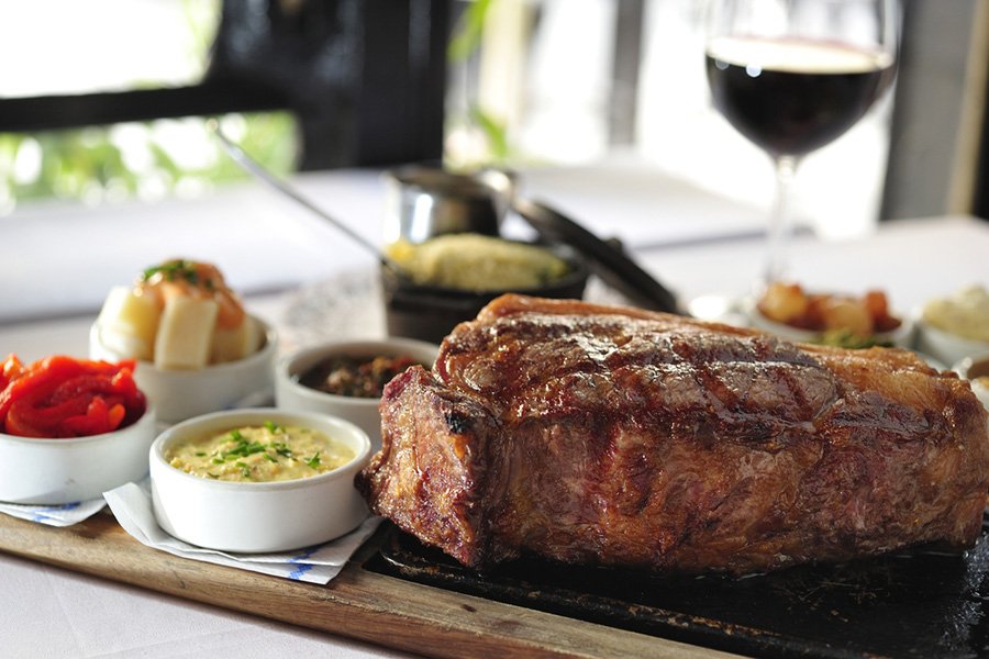 Selecionamos as principais iguarias da culinária argentina para você conhecer e se inspirar. Confira a lista e se delicie com os sabores da Argentina.