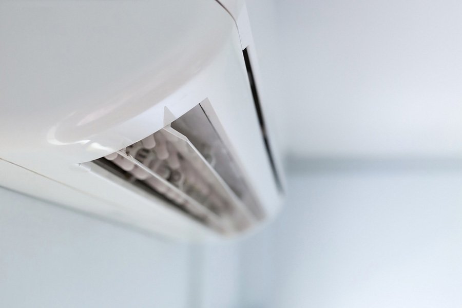 O ar-condicionado inverter possui várias vantagens