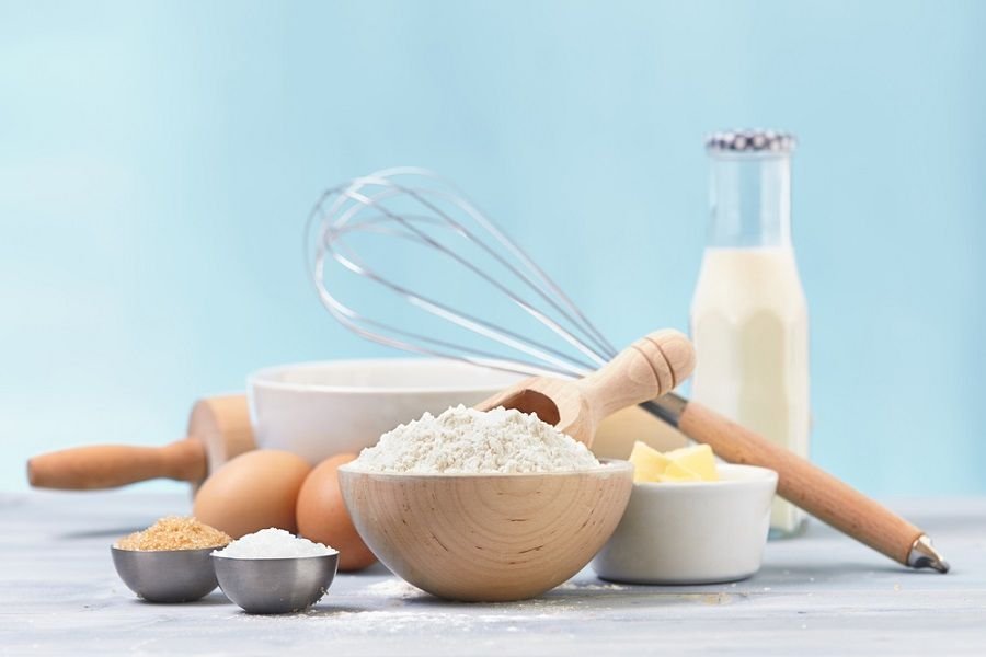 Momento preguiça? Então que tal aprender receitas deliciosas e práticas? Confira nossa seleção de pratos rápidos e simples de fazer, com apenas 3 ingredientes.