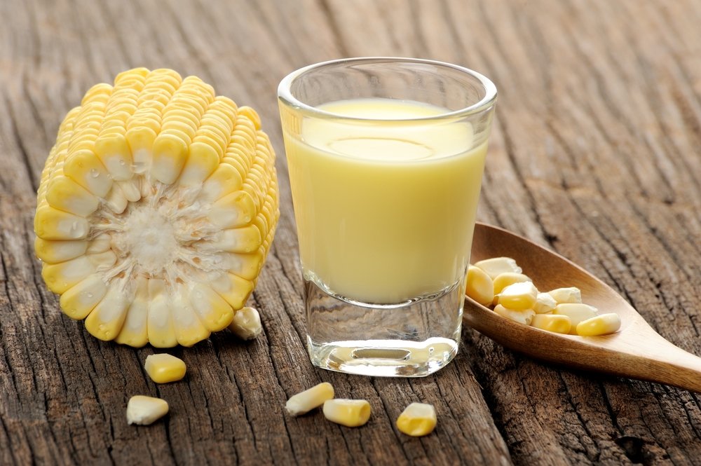 Saudável e saboroso, o suco de milho verde é indispensável em qualquer festa junina