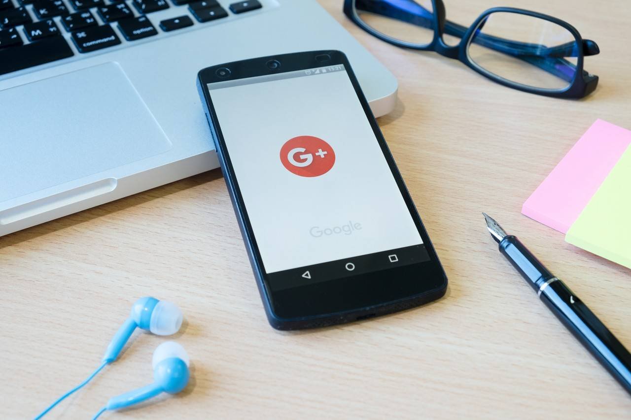 tela de tecnologia do google google desordenada