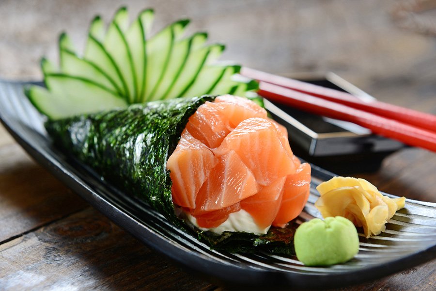Saiba mais sobre o temaki, delícia japonesa que está conquistando o Brasil